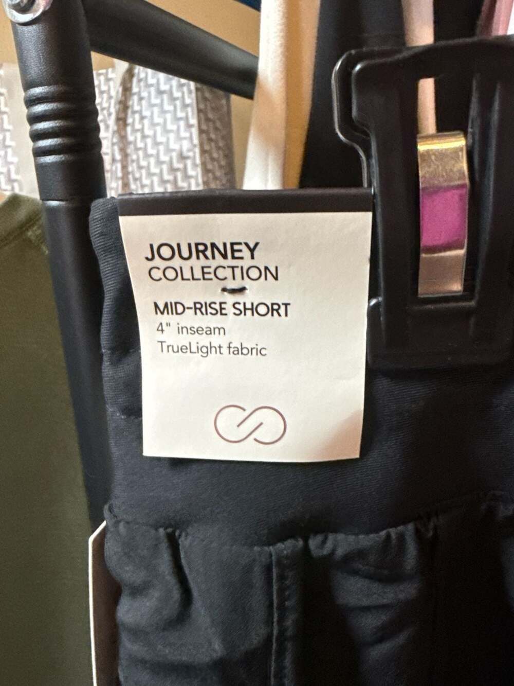 CALIA Journey Collection TrueLight Cargo Mid-Rise Shorts Pure Black - Picture 3 of 4